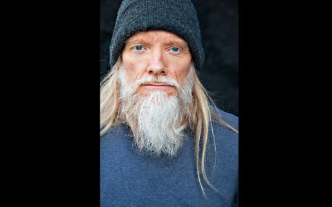 Men headshot by Brandin Ramirez, Los Angeles